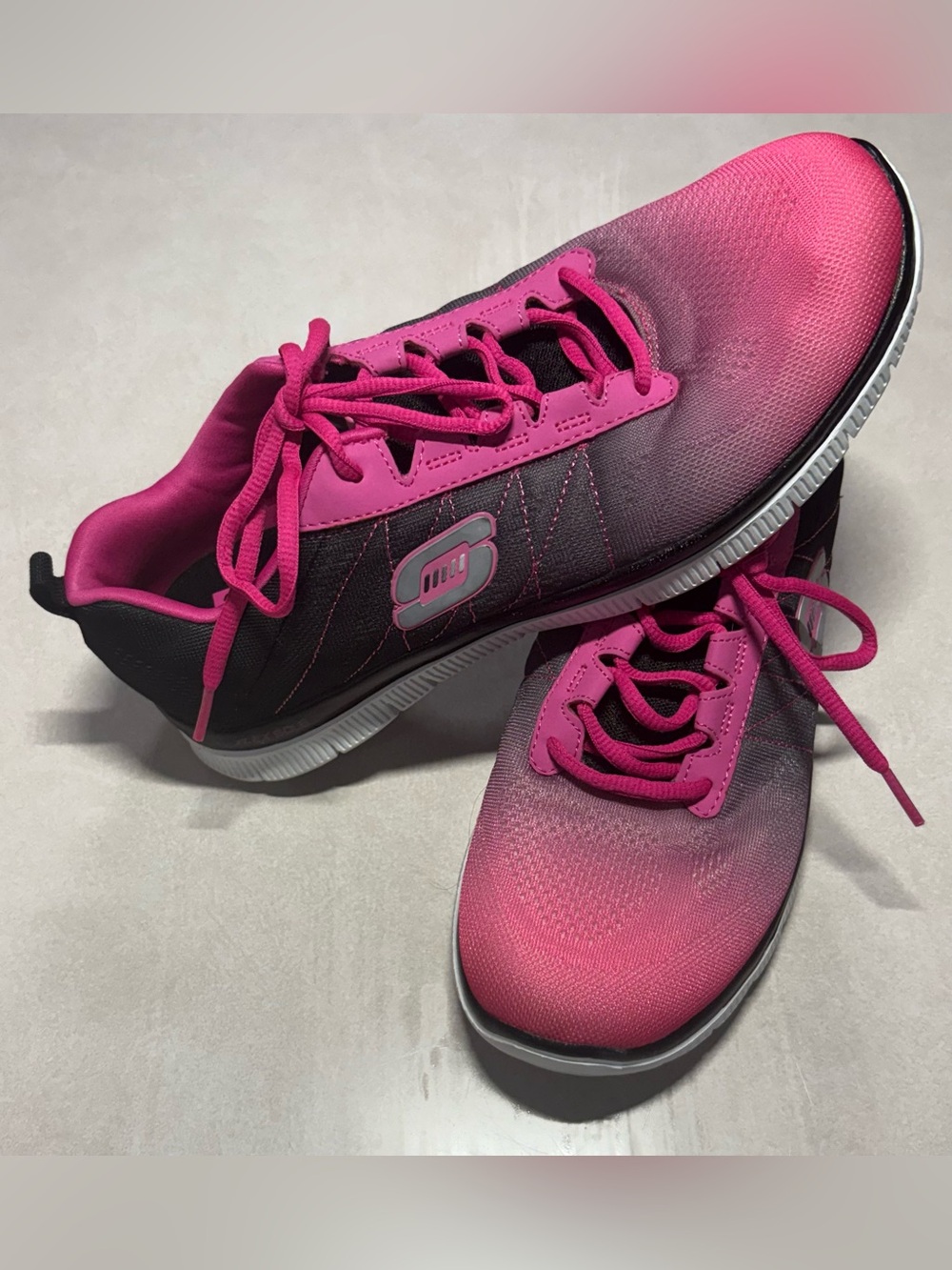 Skechers Flex Appeal Rival sneakers size 10